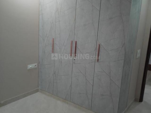 Flat for rent in West Delhi, Deri