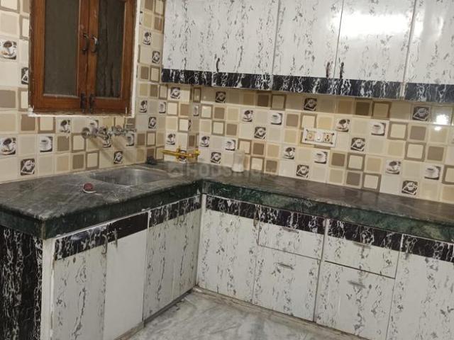 Flat for rent in West Delhi, Deri