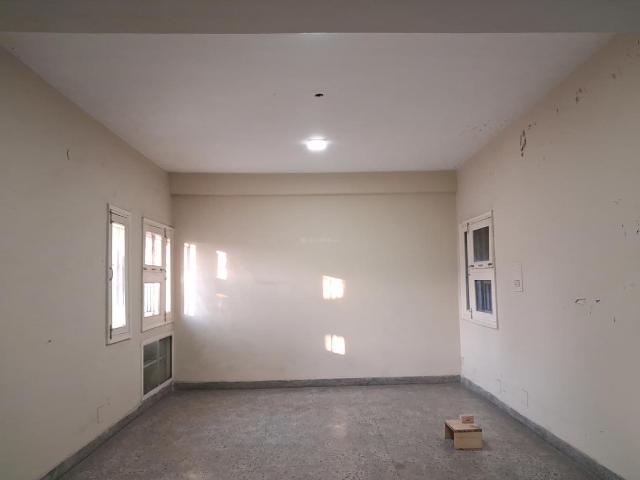 Flat for sale in West Delhi, Deri