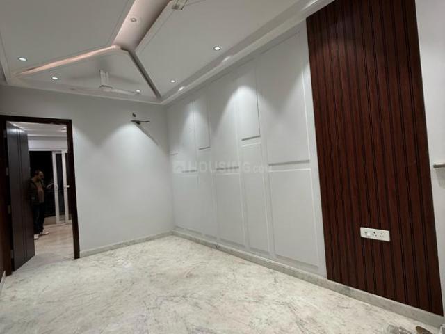 Flat for sale in West Delhi, Deri