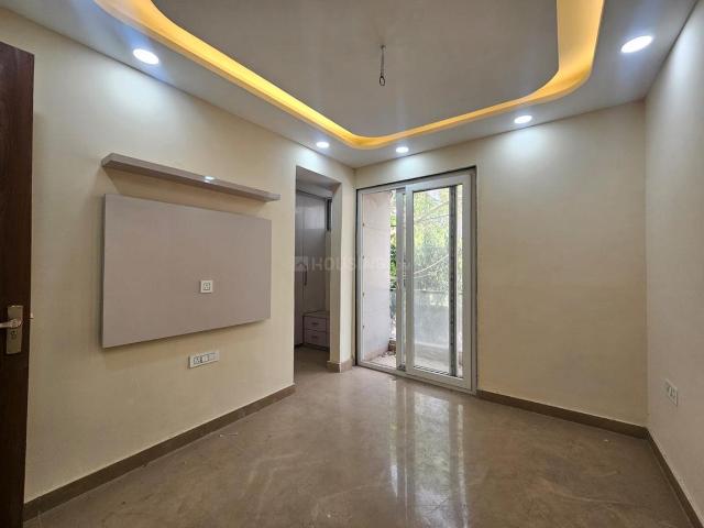 Flat for sale in West Delhi, Deri