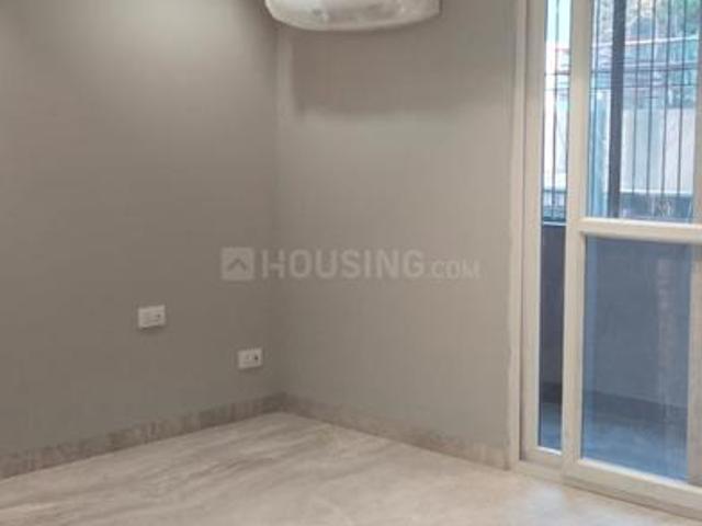 Flat for sale in West Delhi, Deri