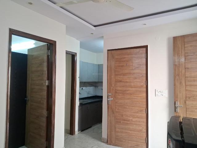 Flat for rent in West Delhi, Deri