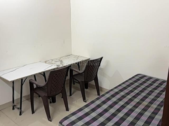 Flat for rent in West Delhi, Deri
