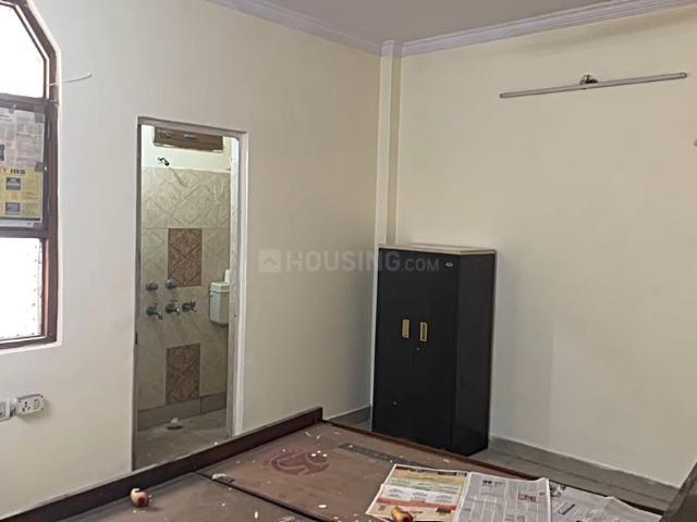 Flat for rent in West Delhi, Deri