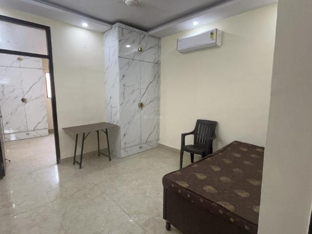 Flat for rent in West Delhi, Deri