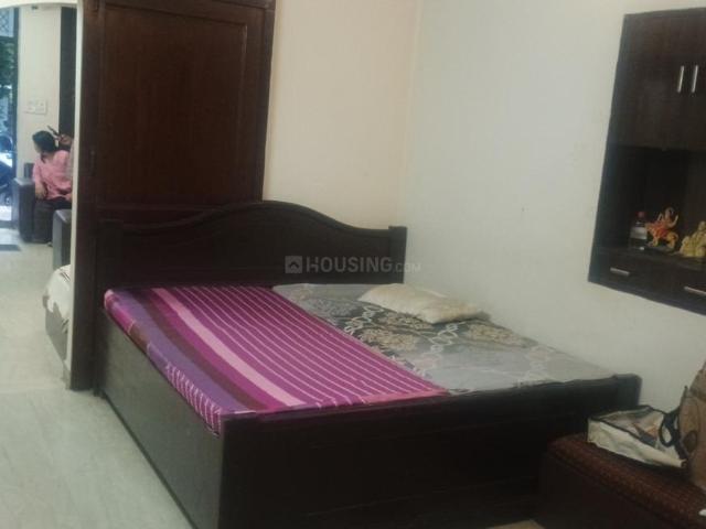 Flat for rent in West Delhi, Deri