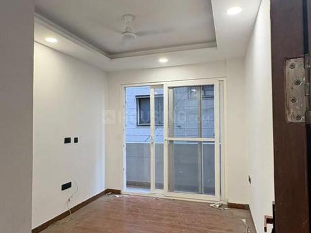 Flat for rent in Anand Parbat, Delhi