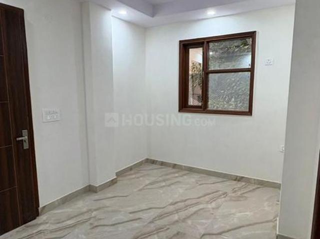 Flat for rent in Anand Parbat, Delhi