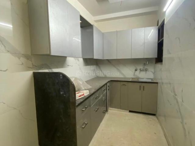 Flat for sale in Anand Parbat, Delhi