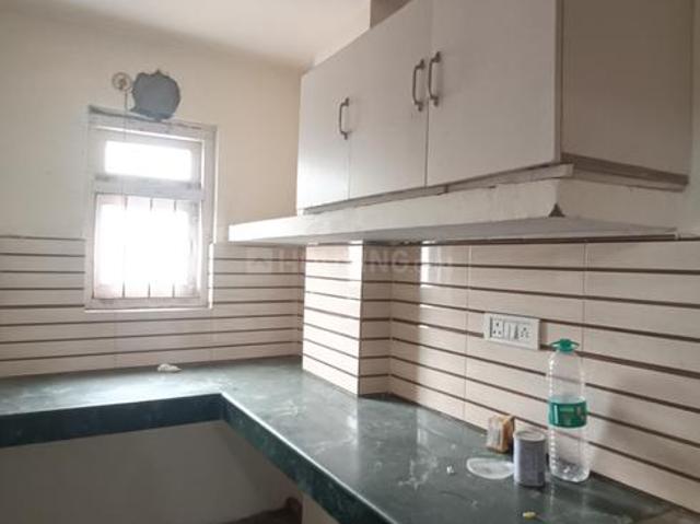 Flat for rent in East Delhi, Deri