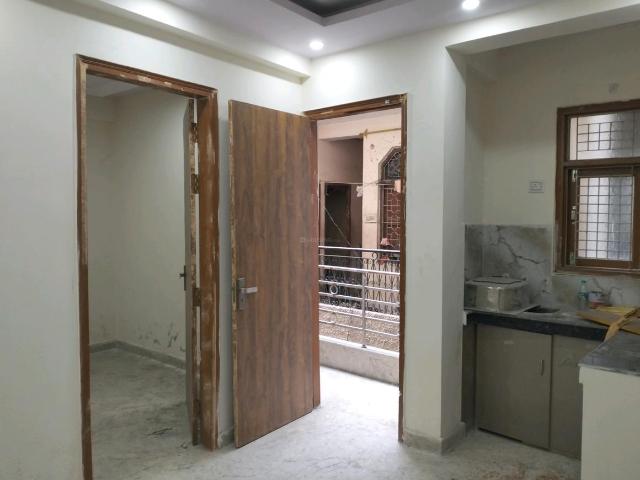 Flat for sale in East Delhi, Deri