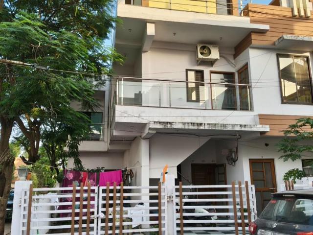 Flat for rent in Ghunghar, Ghuwar