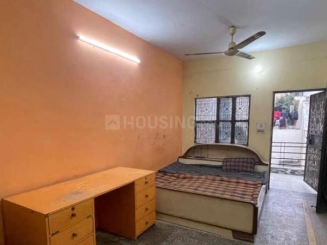 Flat for rent in North West Delhi, Deri