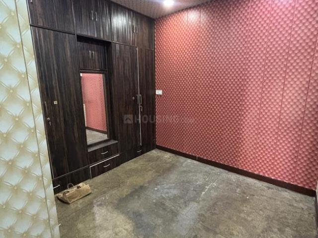 Flat for rent in North West Delhi, Deri