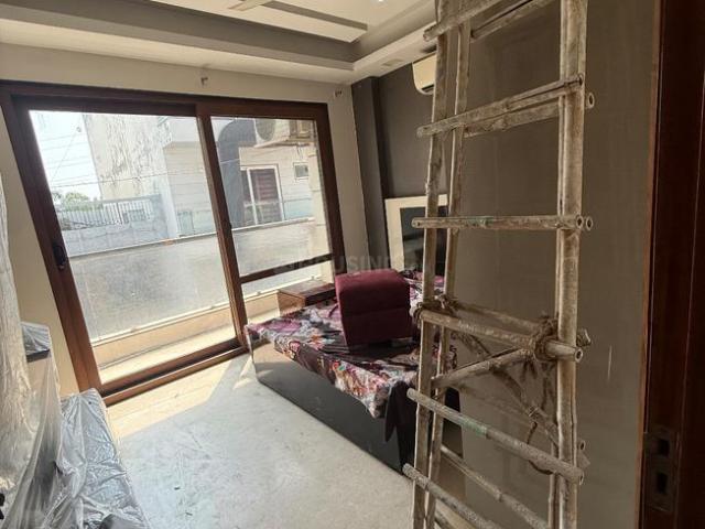 Flat for rent in North West Delhi, Deri