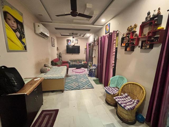 Flat for rent in North West Delhi, Deri