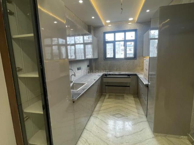 Flat for sale in North West Delhi, Deri