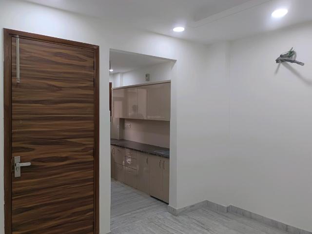 Flat for sale in North West Delhi, Deri