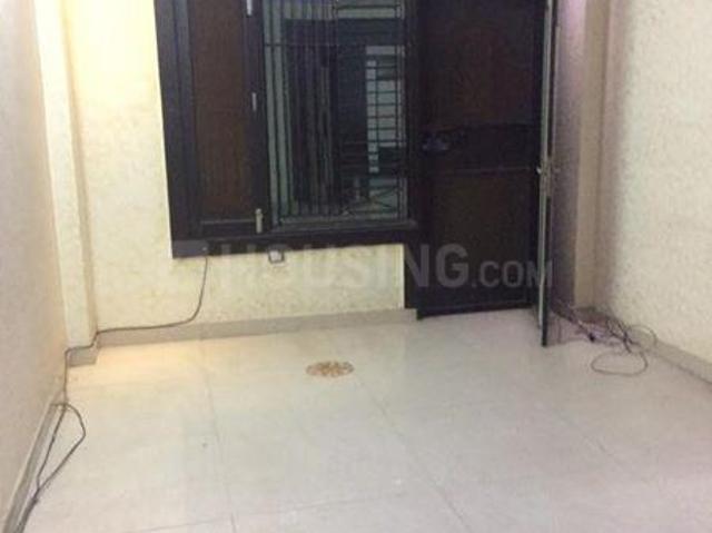 Flat for rent in East Delhi, Deri