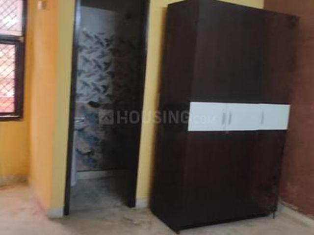Flat for rent in East Delhi, Deri