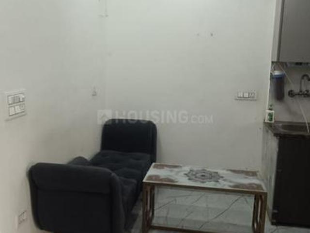 Flat for rent in East Delhi, Deri