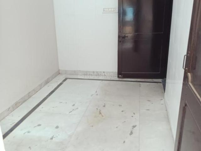 Flat for rent in East Delhi, Deri