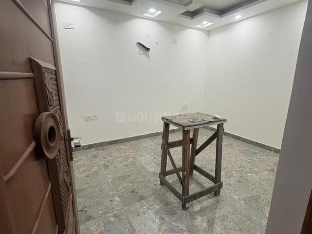 Flat for rent in East Delhi, Deri