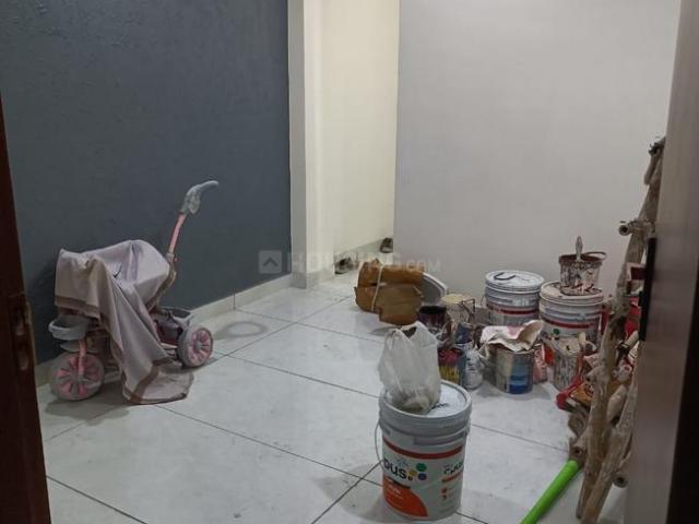 Flat for rent in East Delhi, Deri