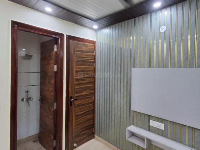 Flat for rent in East Delhi, Deri