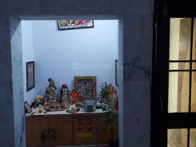 Flat for sale in East Delhi, Deri