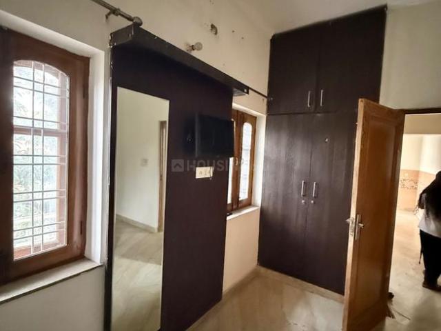 Flat for rent in Dehradun
