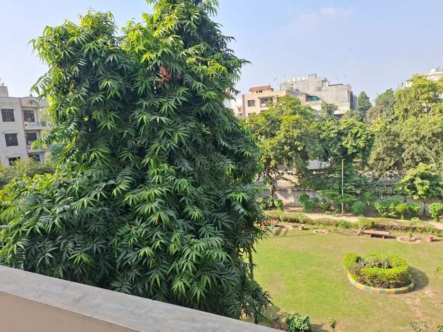 Flat for rent in West Delhi, Deri