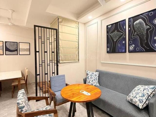 Flat for rent in Rajouri Garden, Delhi