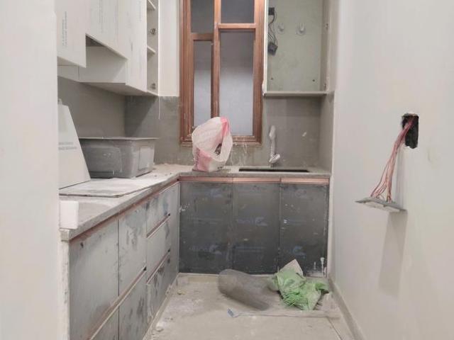 Flat for rent in South Delhi, Deri