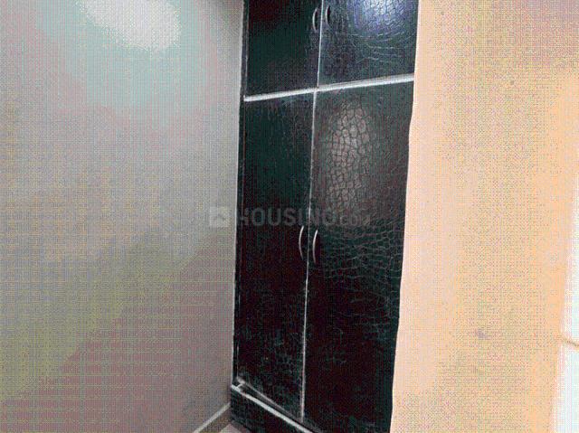 Flat for rent in South West Delhi, Deri