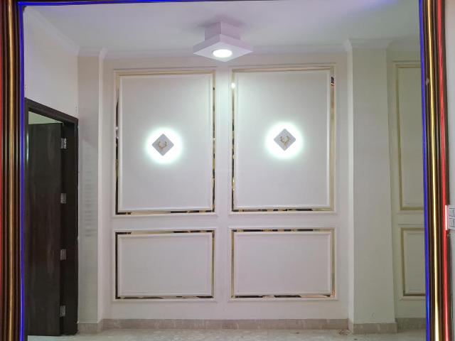 Flat for rent in West Delhi, Deri