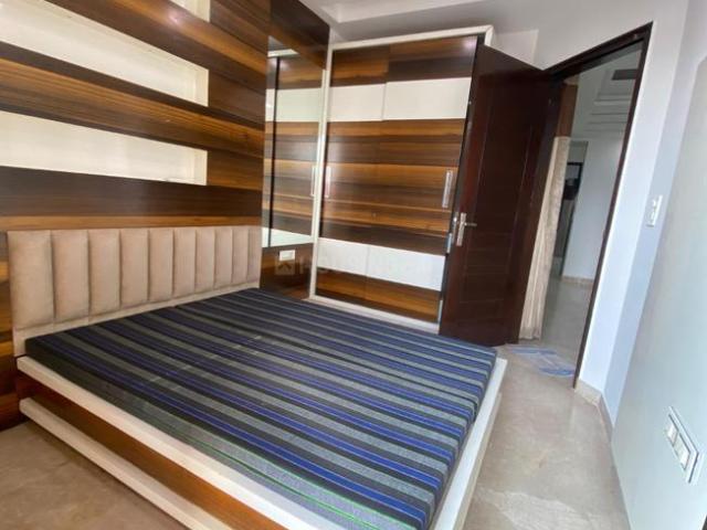 Flat for rent in Ramesh Nagar, Delhi