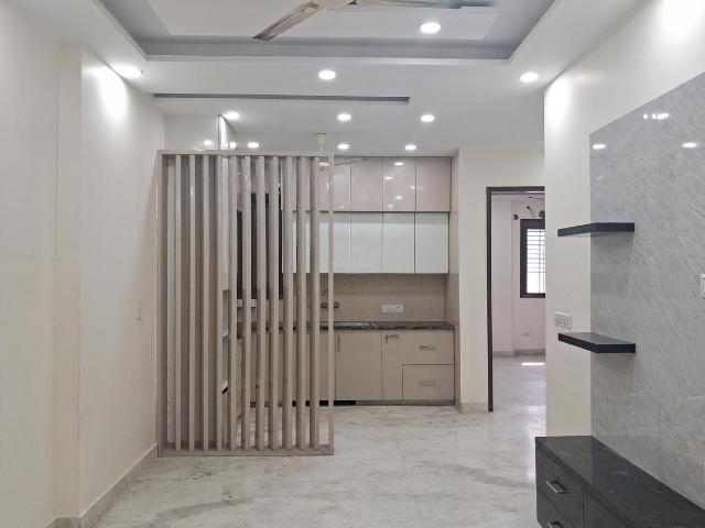 Flat for rent in Ramesh Nagar, Delhi