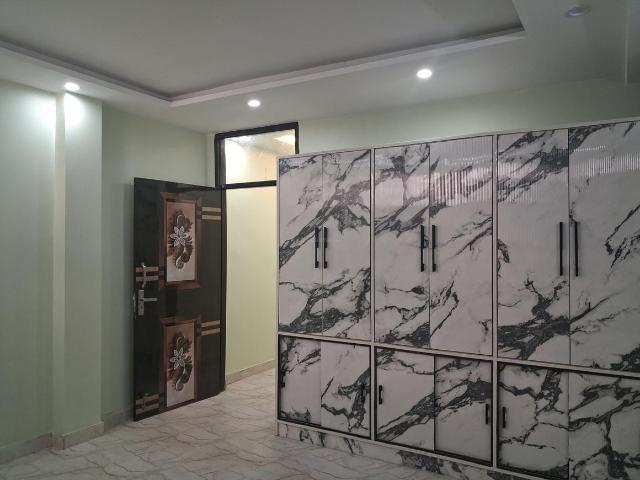 Flat for rent in Saraswati Garden, Delhi