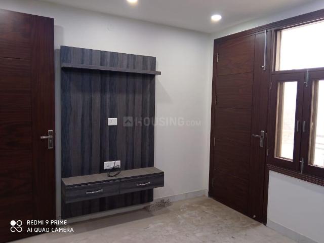 Flat for rent in Ramesh Nagar, Delhi