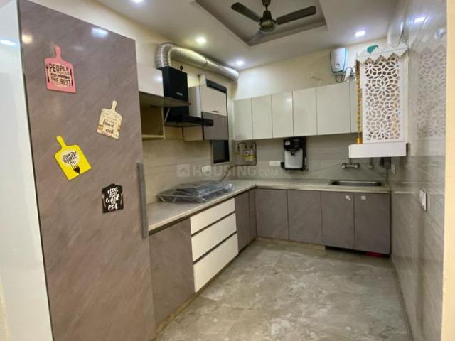 Flat for sale in West Delhi, Deri