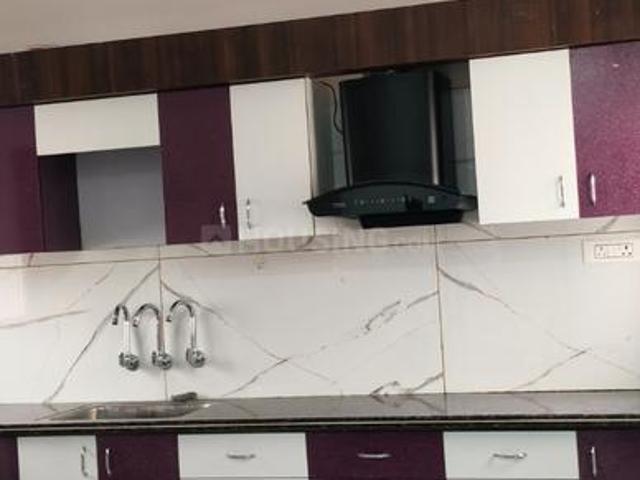 Flat for rent in Madya