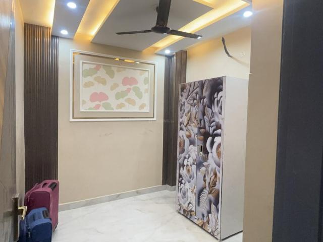 Flat for rent in West Delhi, Deri