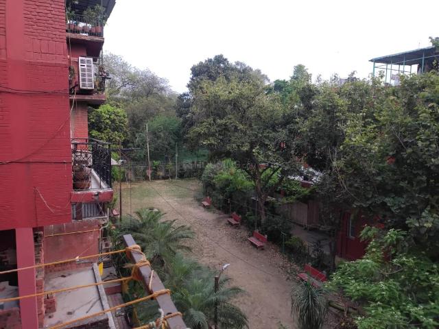 Flat for rent in South Delhi, Deri