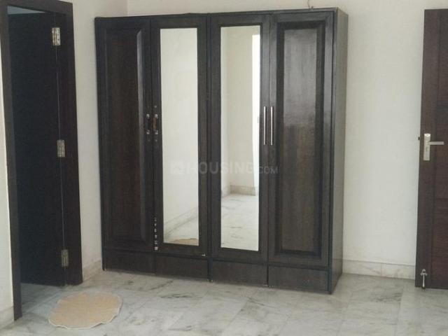 Flat for rent in Deri