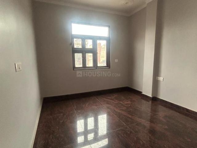 Flat for rent in Deri