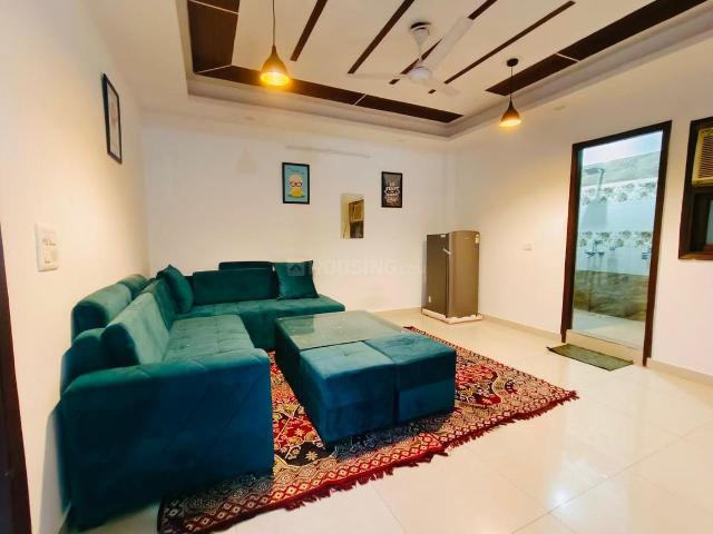 Flat for rent in South Delhi, Deri