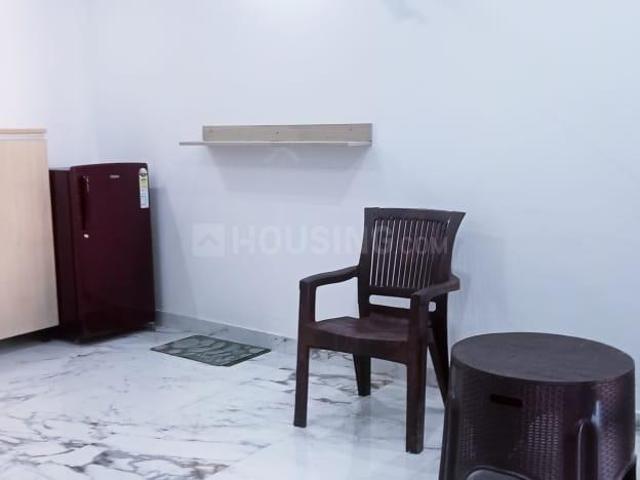 Flat for rent in South Delhi, Deri
