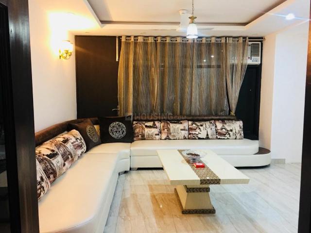 Flat for rent in South Delhi, Deri